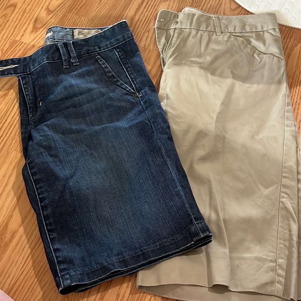 Women’s size 8 Capri Lot express khakis and the Limited denim